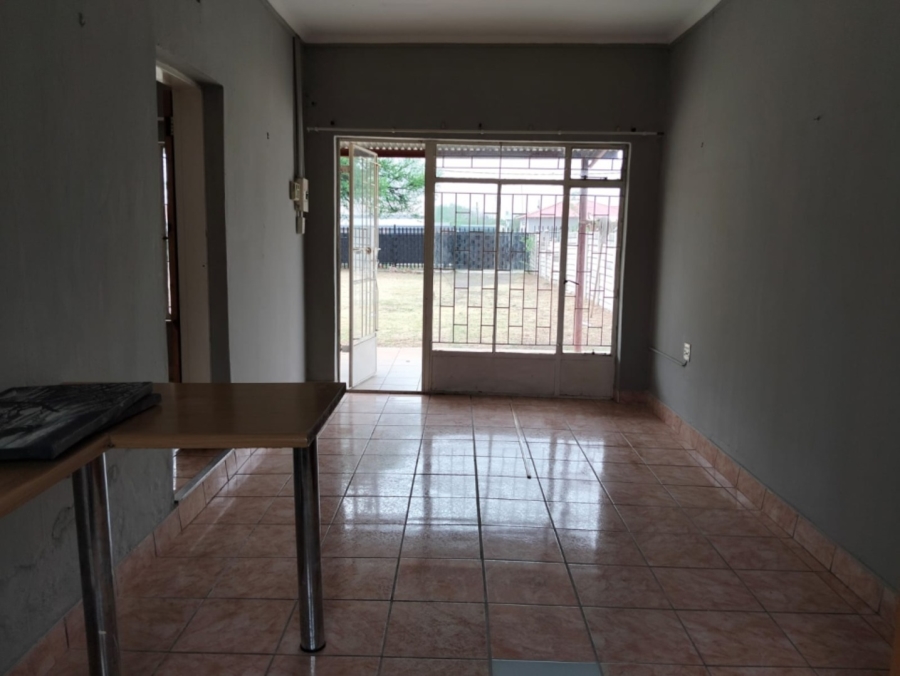 To Let 1 Bedroom Property for Rent in Potchefstroom North West